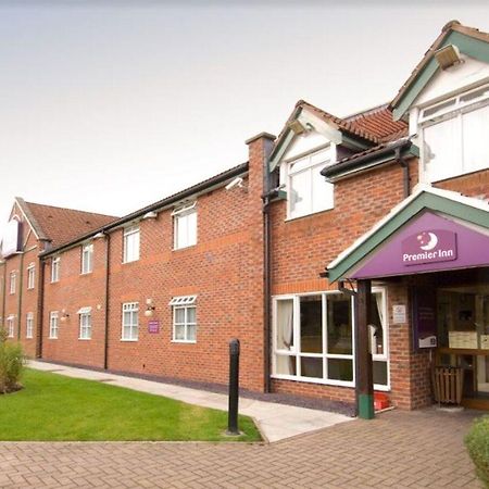 Premier Inn Runcorn Bagian luar foto