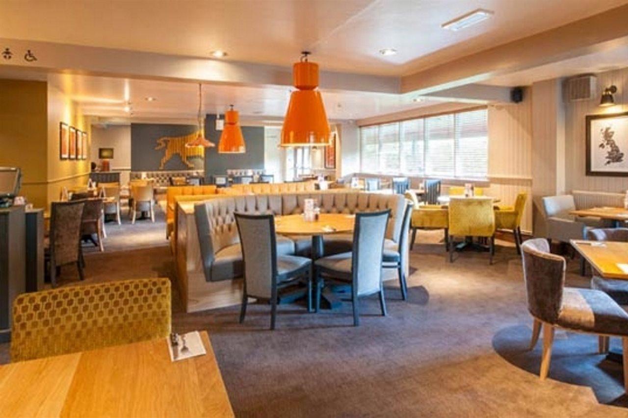 Premier Inn Runcorn Bagian luar foto