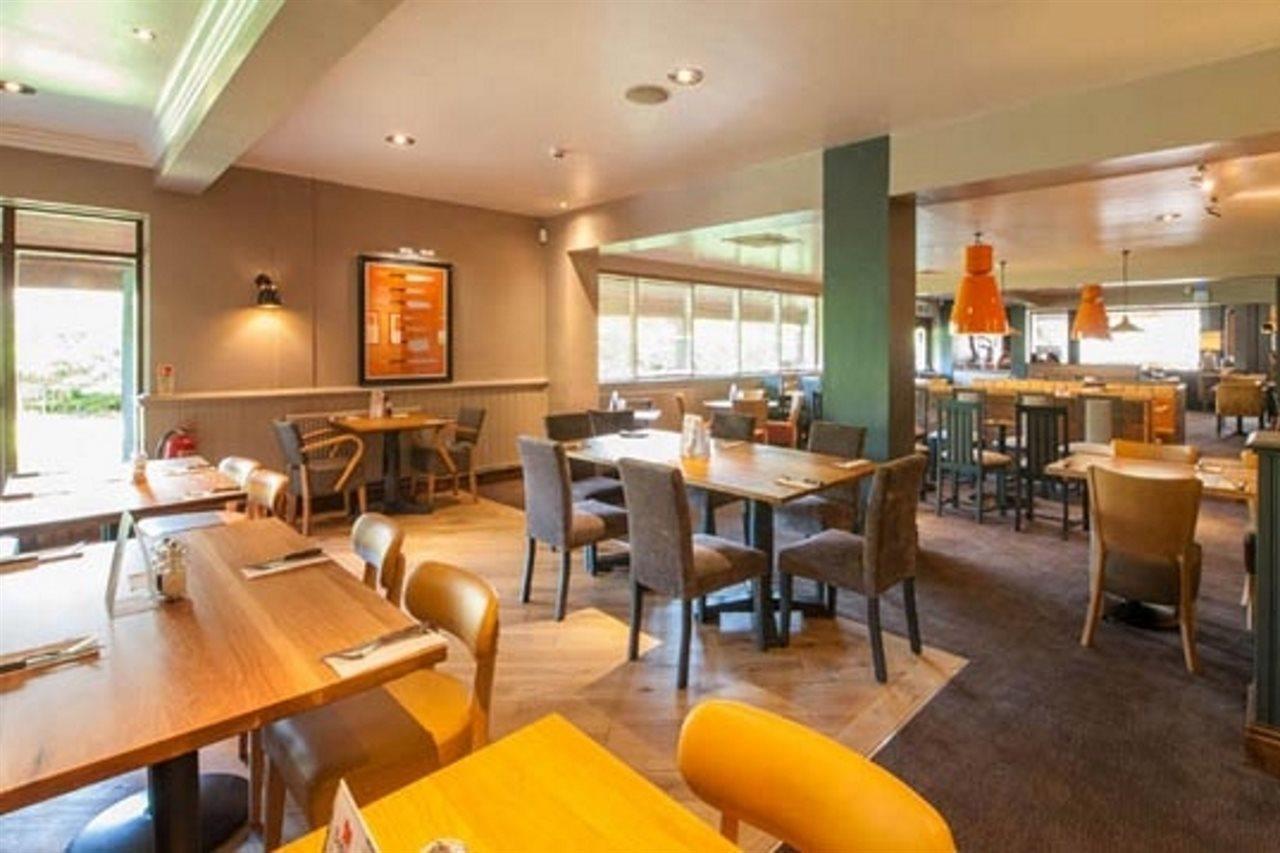 Premier Inn Runcorn Bagian luar foto