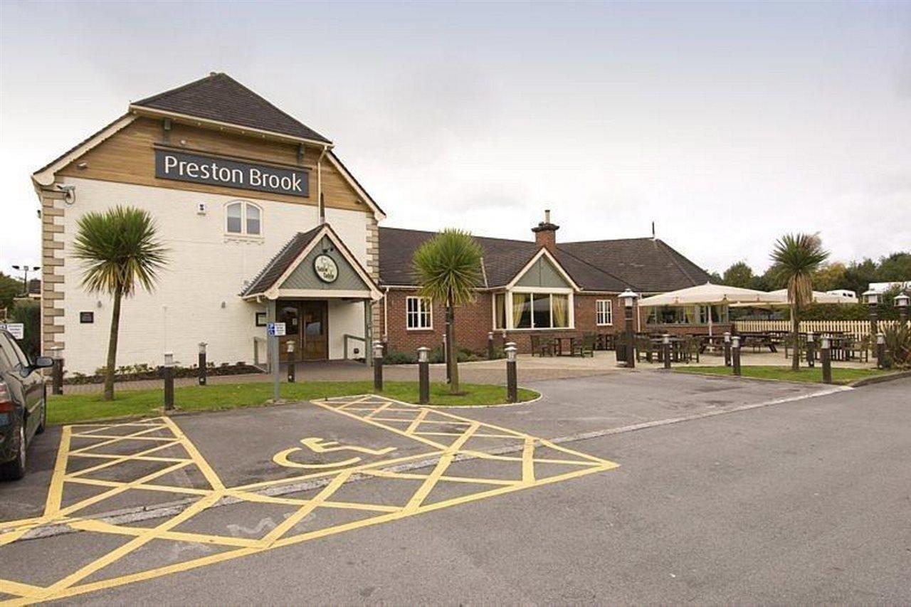 Premier Inn Runcorn Bagian luar foto